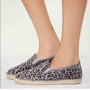 Free People Freeway Grey Leopard Suede Espadrilles Sneakers Slip on Size 39